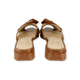 TAN FLAT