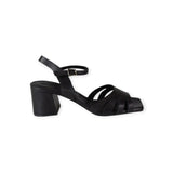 BLACK SANDAL
