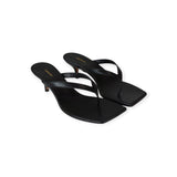CLARICE BLACK FLIP FLOPS